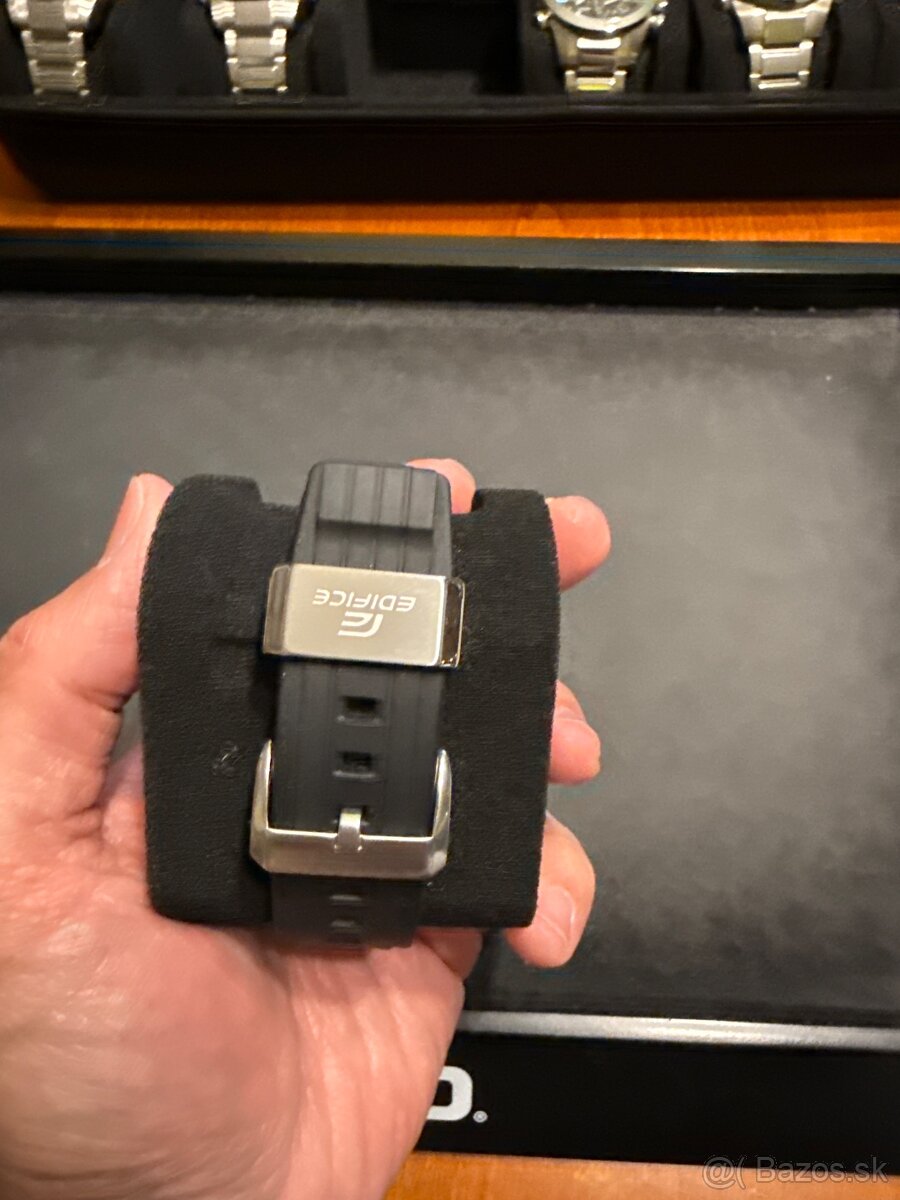 Hodinky Casio EDIFICE Model:EQB-800 - 2