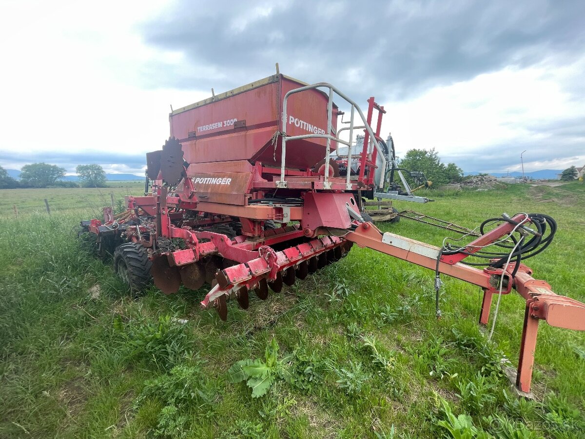 Sejačka Pottinger Terrasem 3 000 - 2