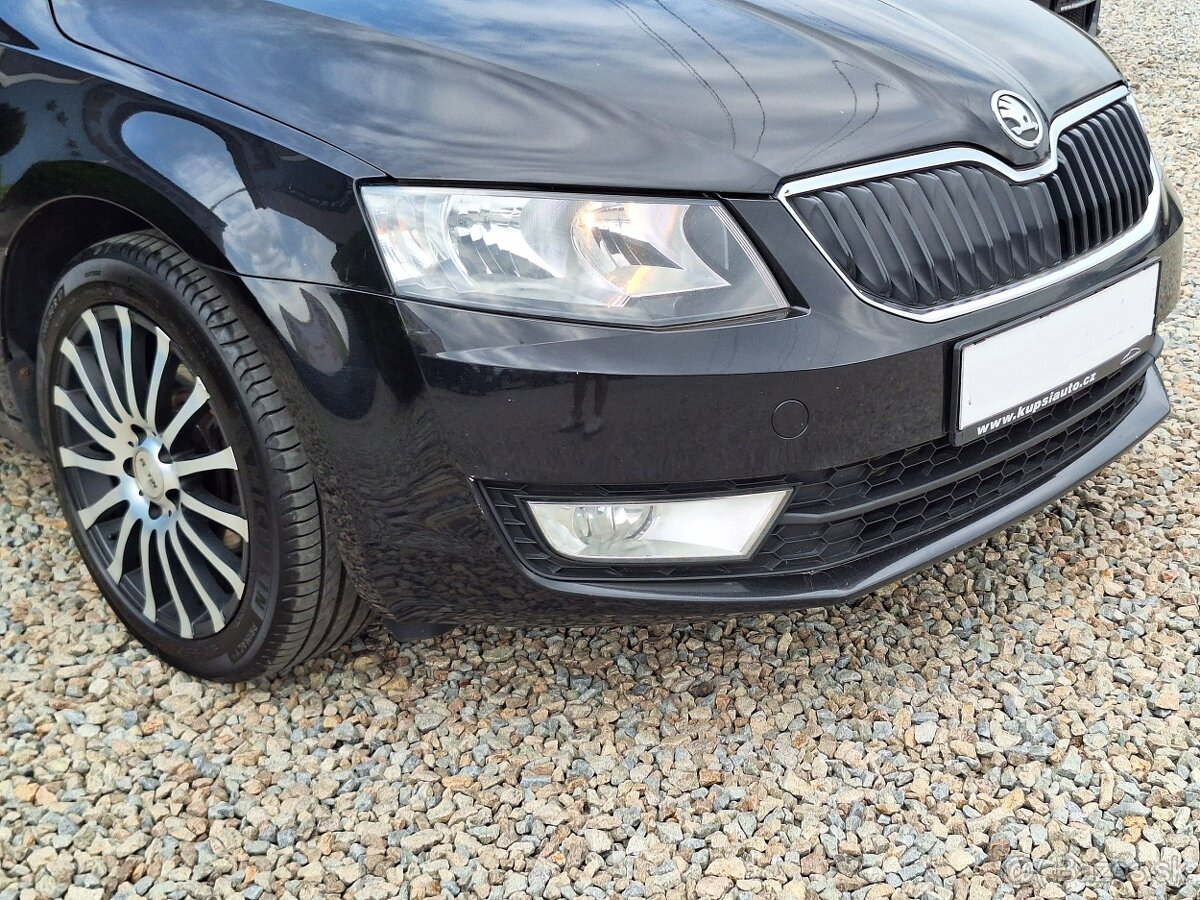 Škoda Octavia Combi 2.0TDi DSG - 2