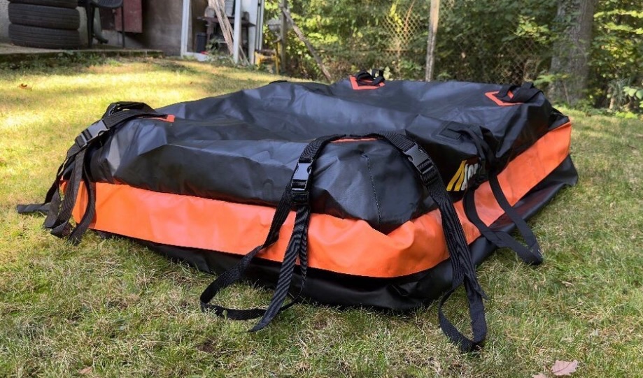 Strešný box na offroad expedície