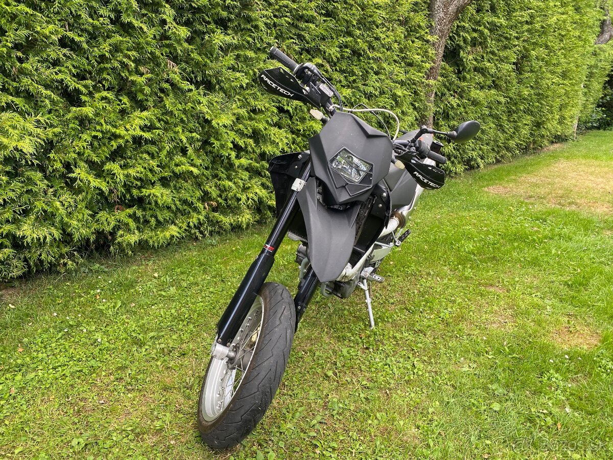 Predám Husqvarna SM 610 ie