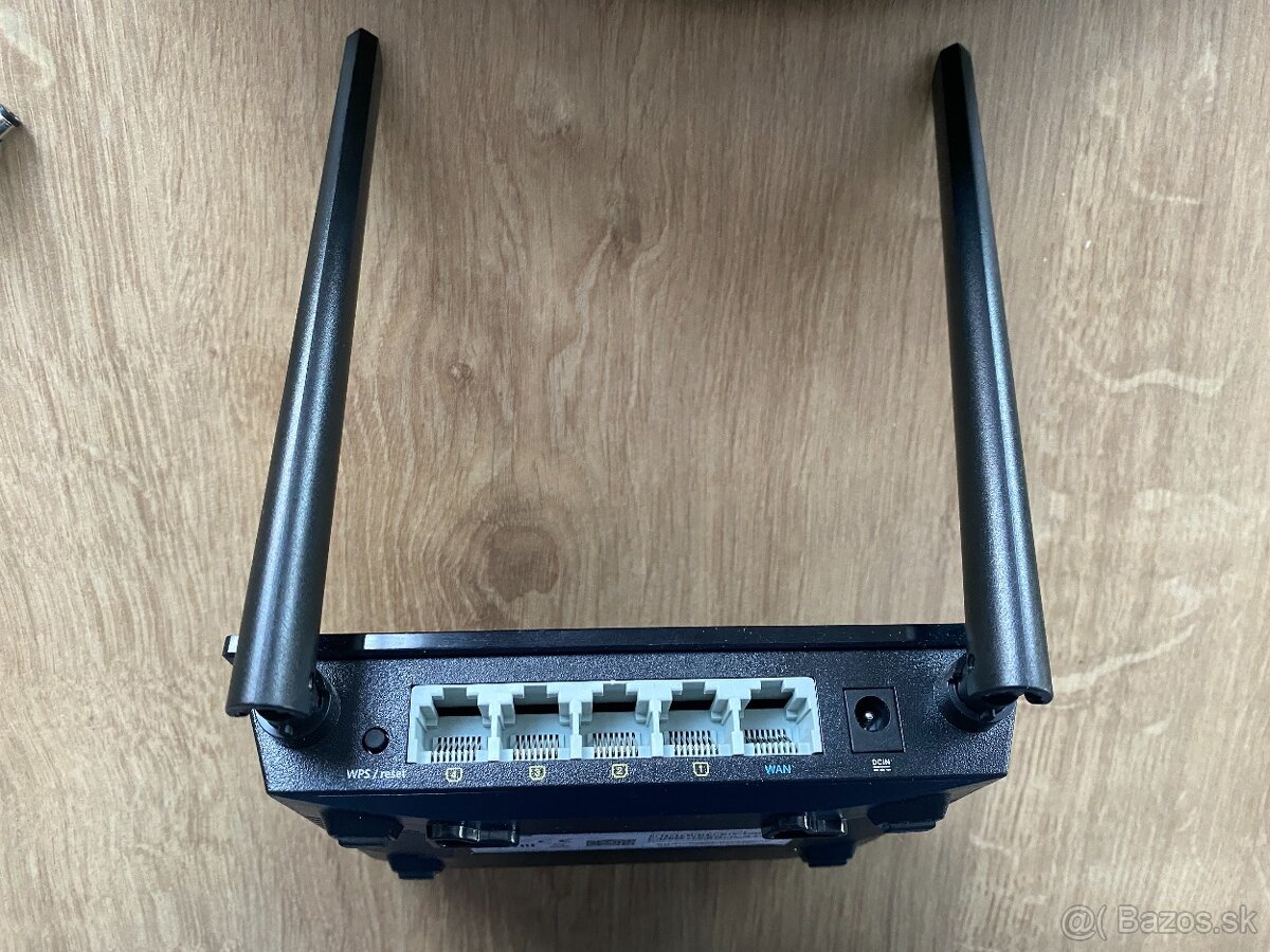 WiFi Router ASUS - 2