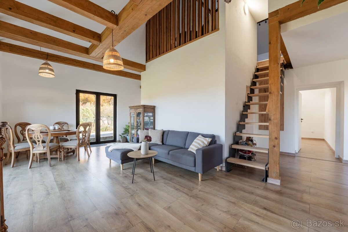 Bývanie s úchvatnou panorámou v Hollóháza, 2700 m2 - 2