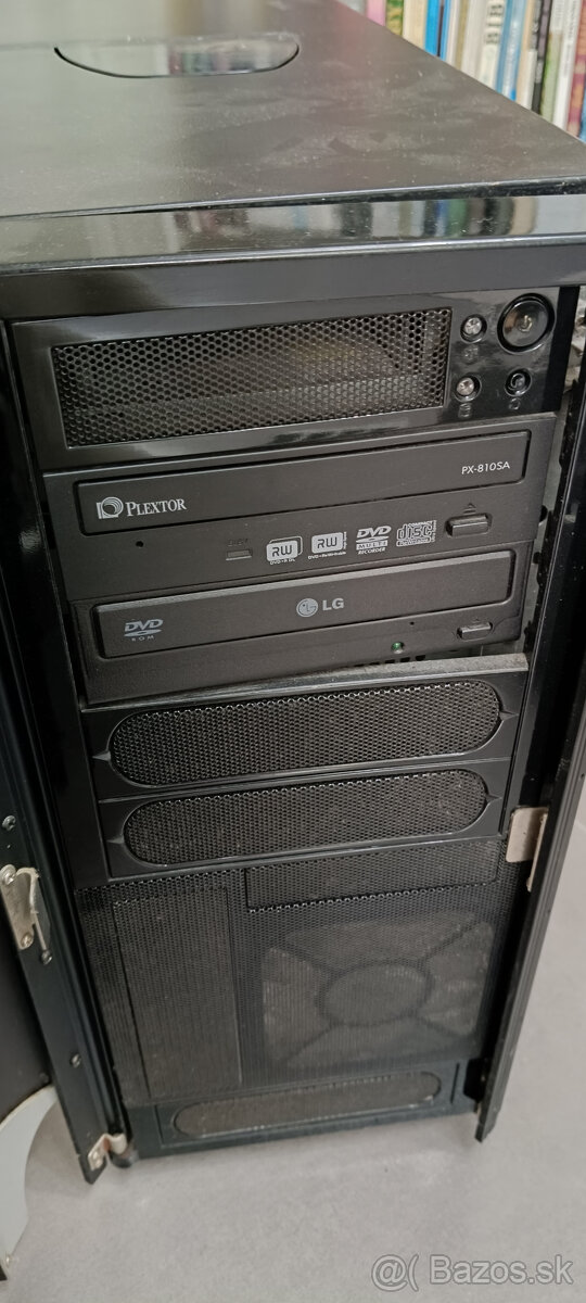 Thermaltake Aguila black - 2