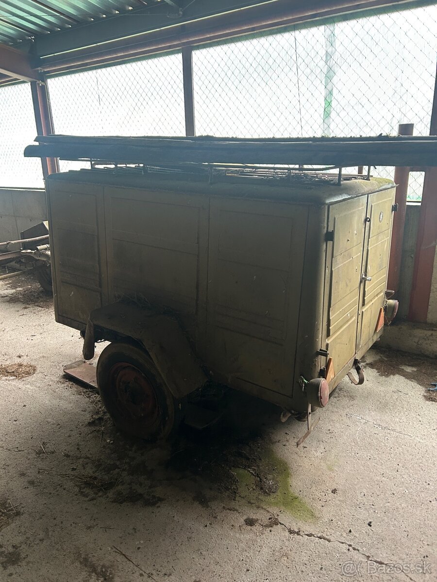 Skriňový príves - 2