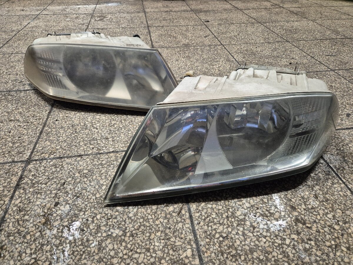 Predám predné svetlá na Škoda Octavia II 2 predfacelift - 2