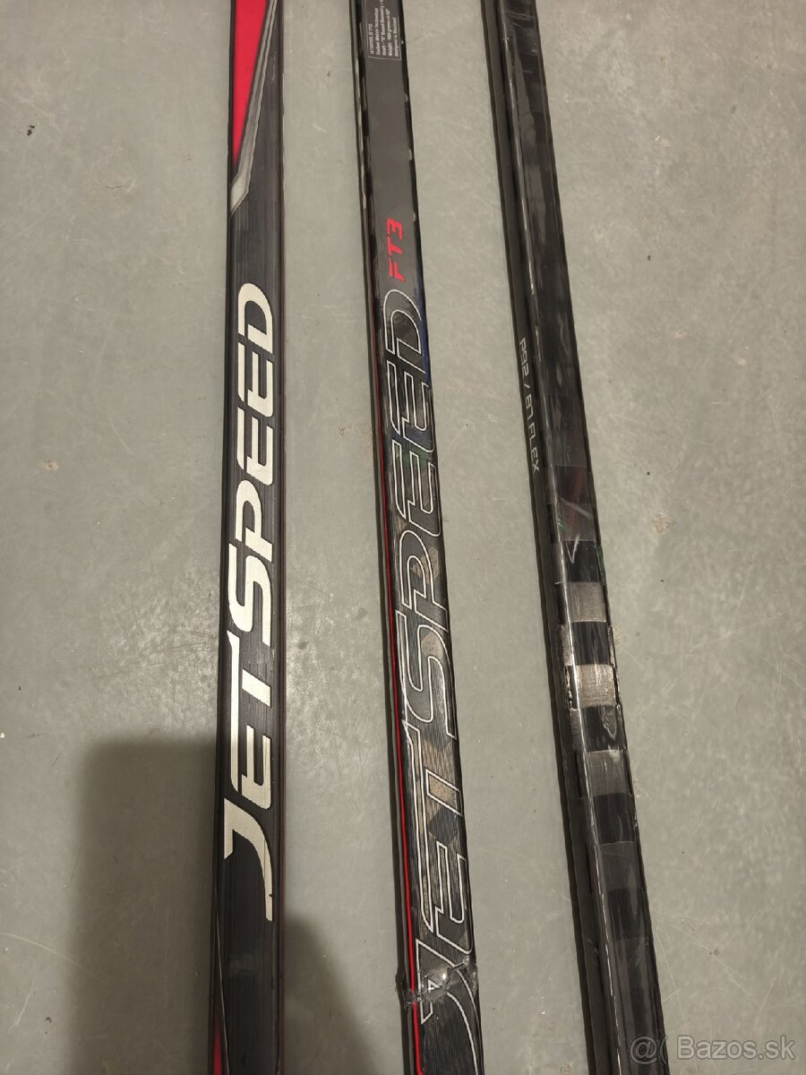 Poskodene hokejky Bauer, CCM / prava strana - 2