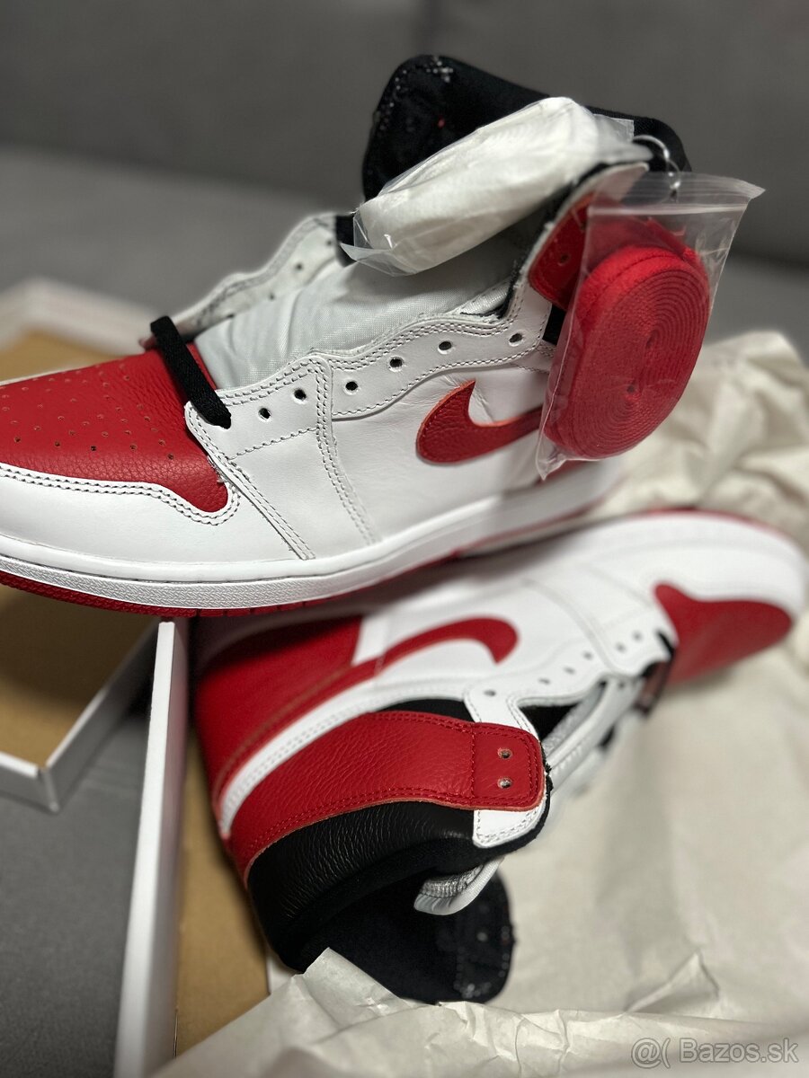 Nike Air Jordan 1 High OG - 2