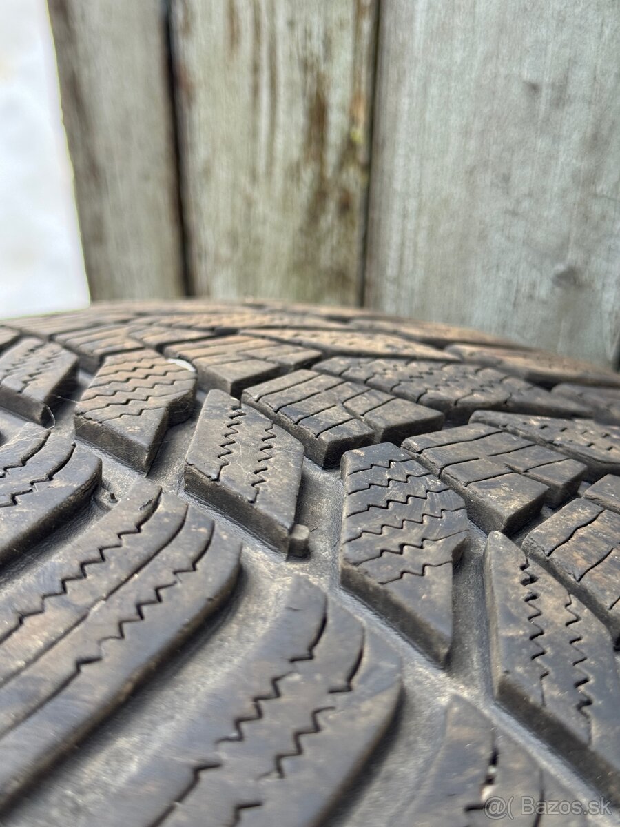 Hankook zimné pneu, 235/55R19/105V M+S - 2