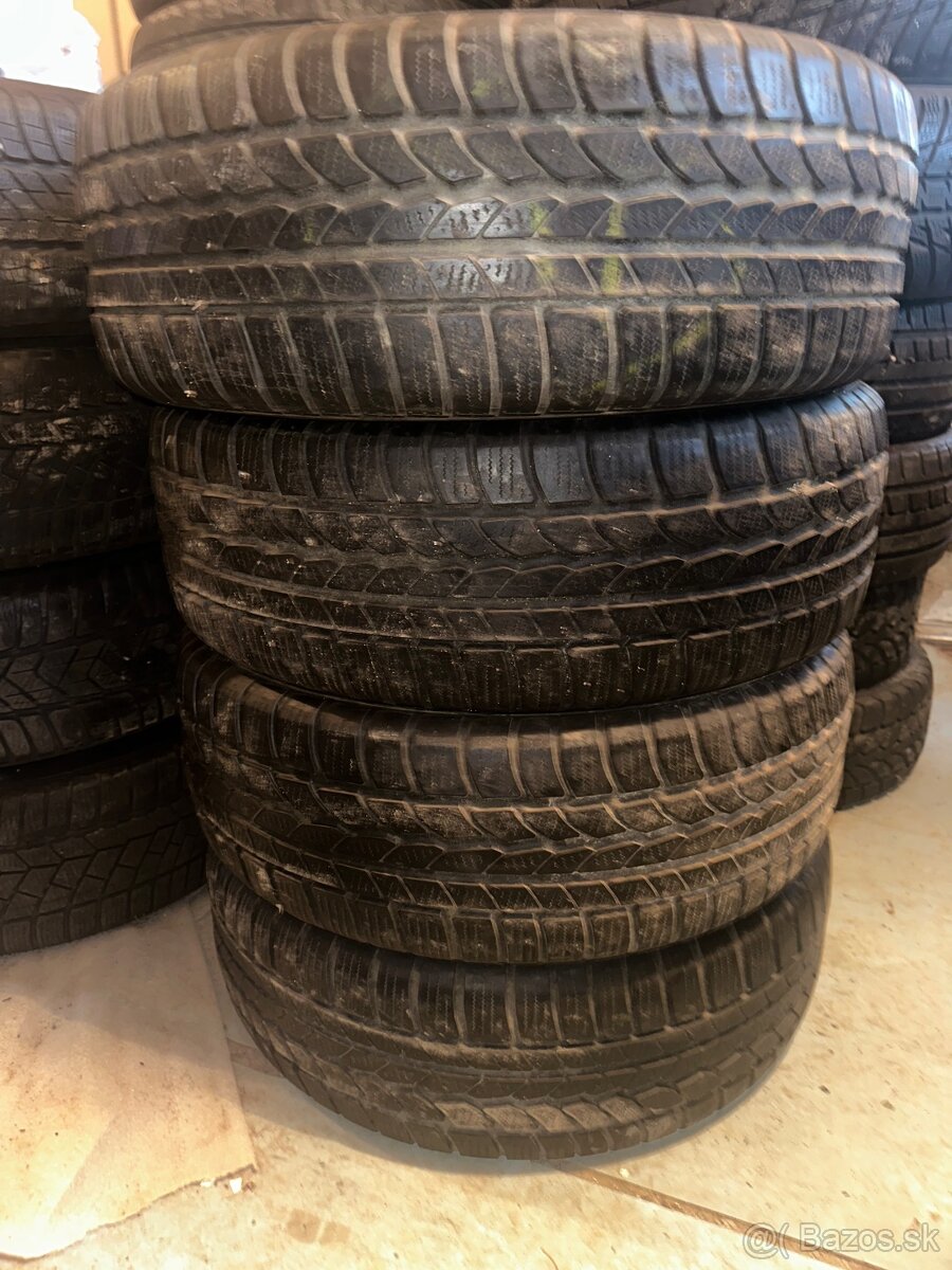 Continental 225/60 R17 - 2