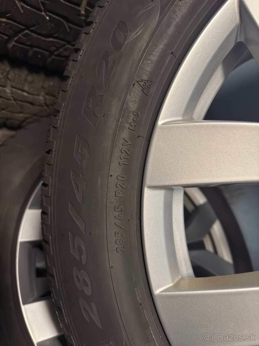 Volkswagen Toureg R20 - 2