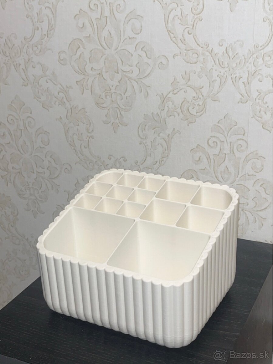 Organizér na kozmetiku - 2