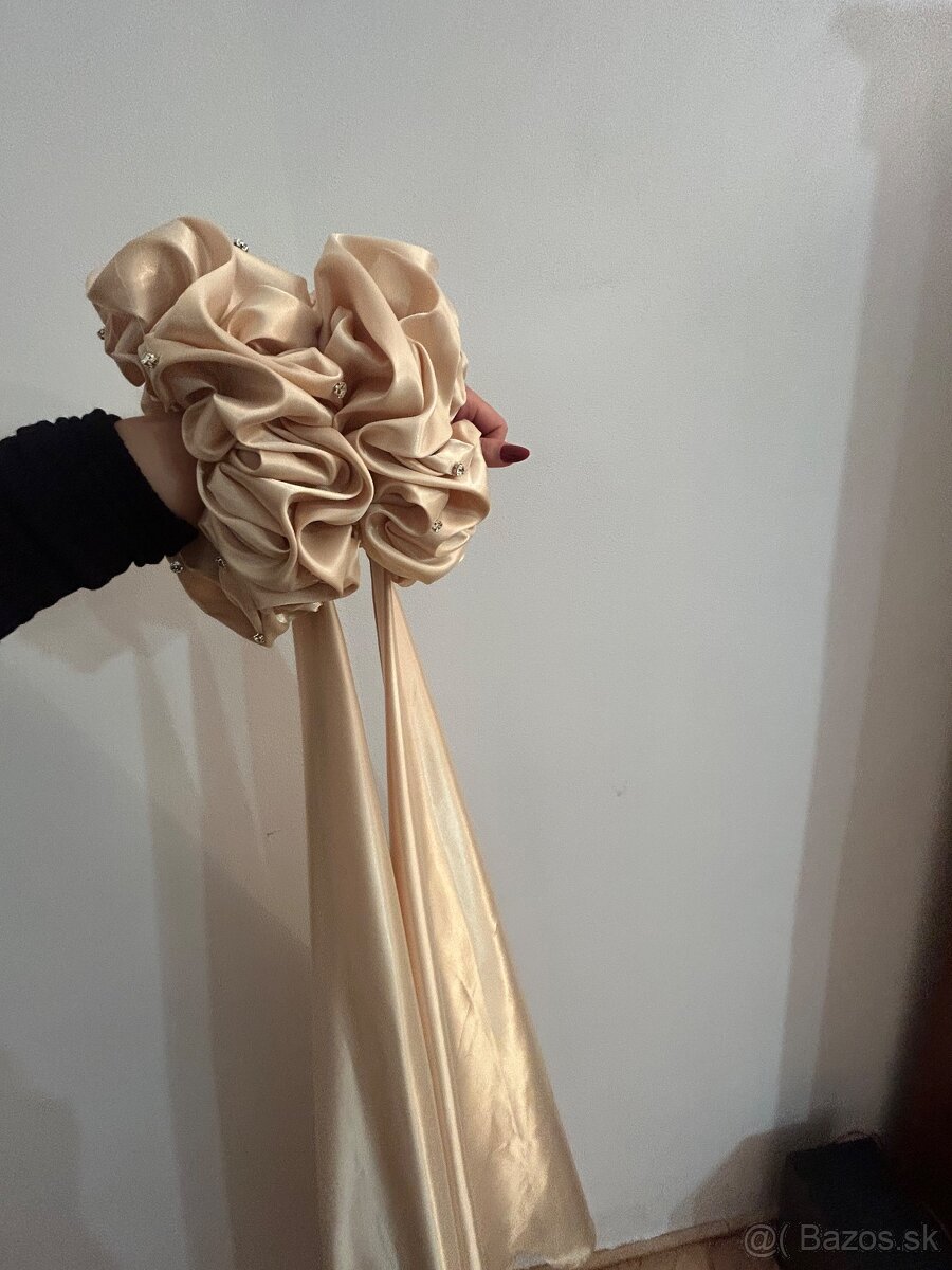 Luxusne perleťové šaty - nové - 2