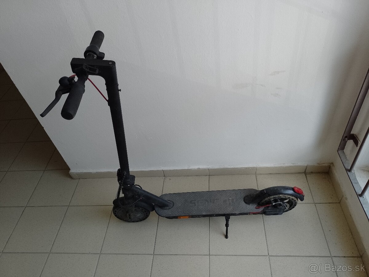Elektrická kolobežka. - 2