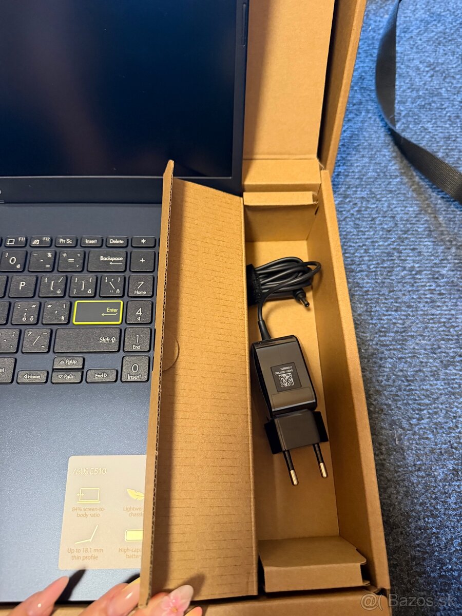 Asus (E510M) - 2