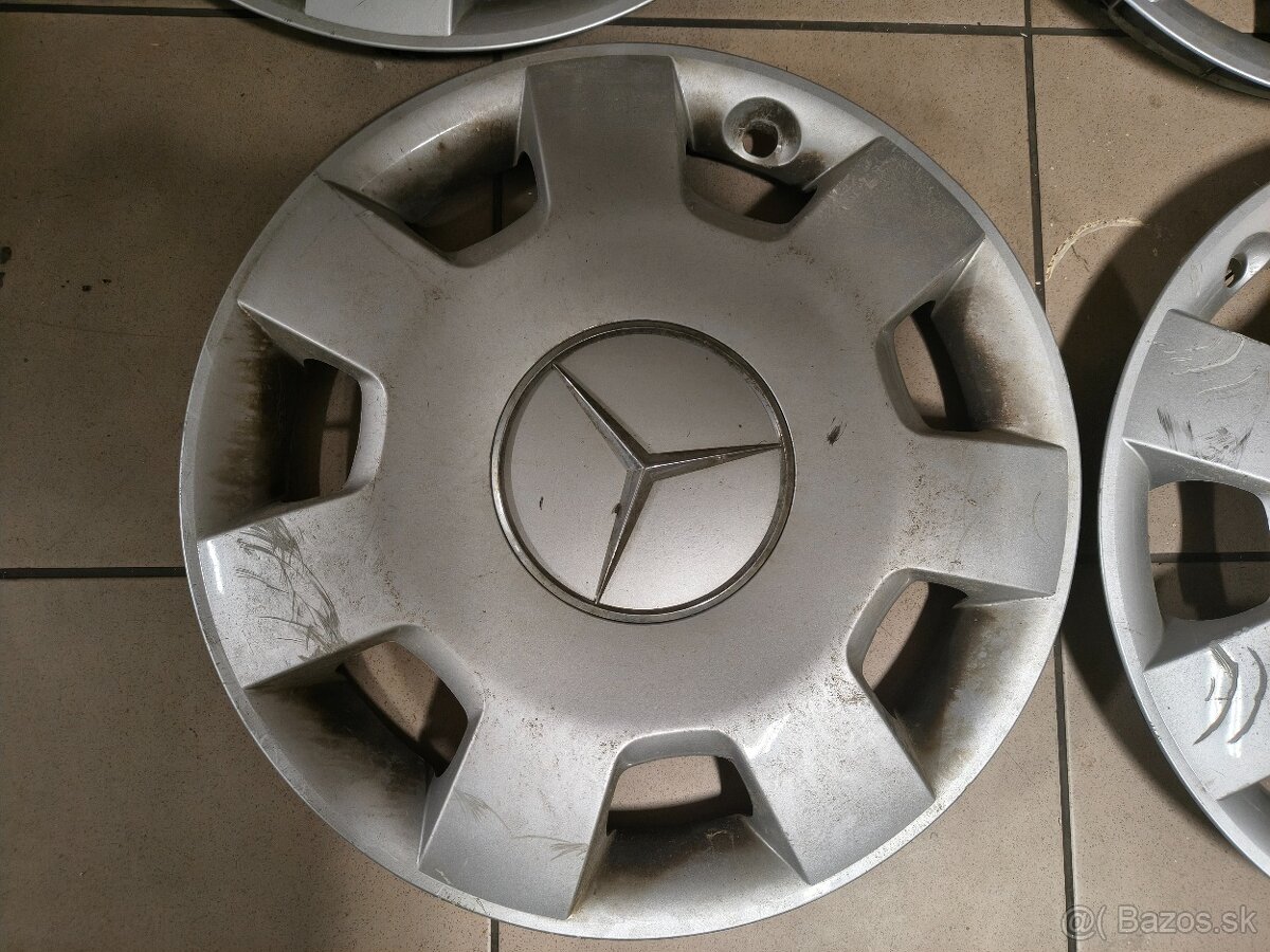 Puklice R16 Mercedes - 2