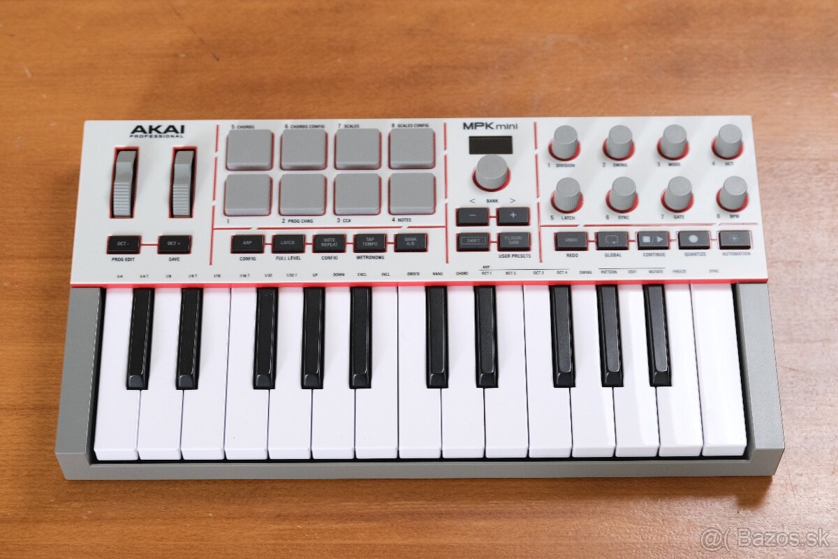 AKAI MPK mini IV - 2