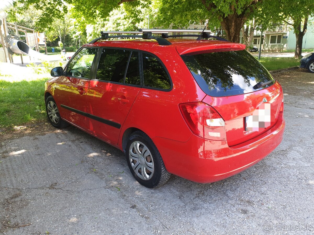 Fabia 2 combi lpg.1.4 . 63kw 2011. 150000km - 2