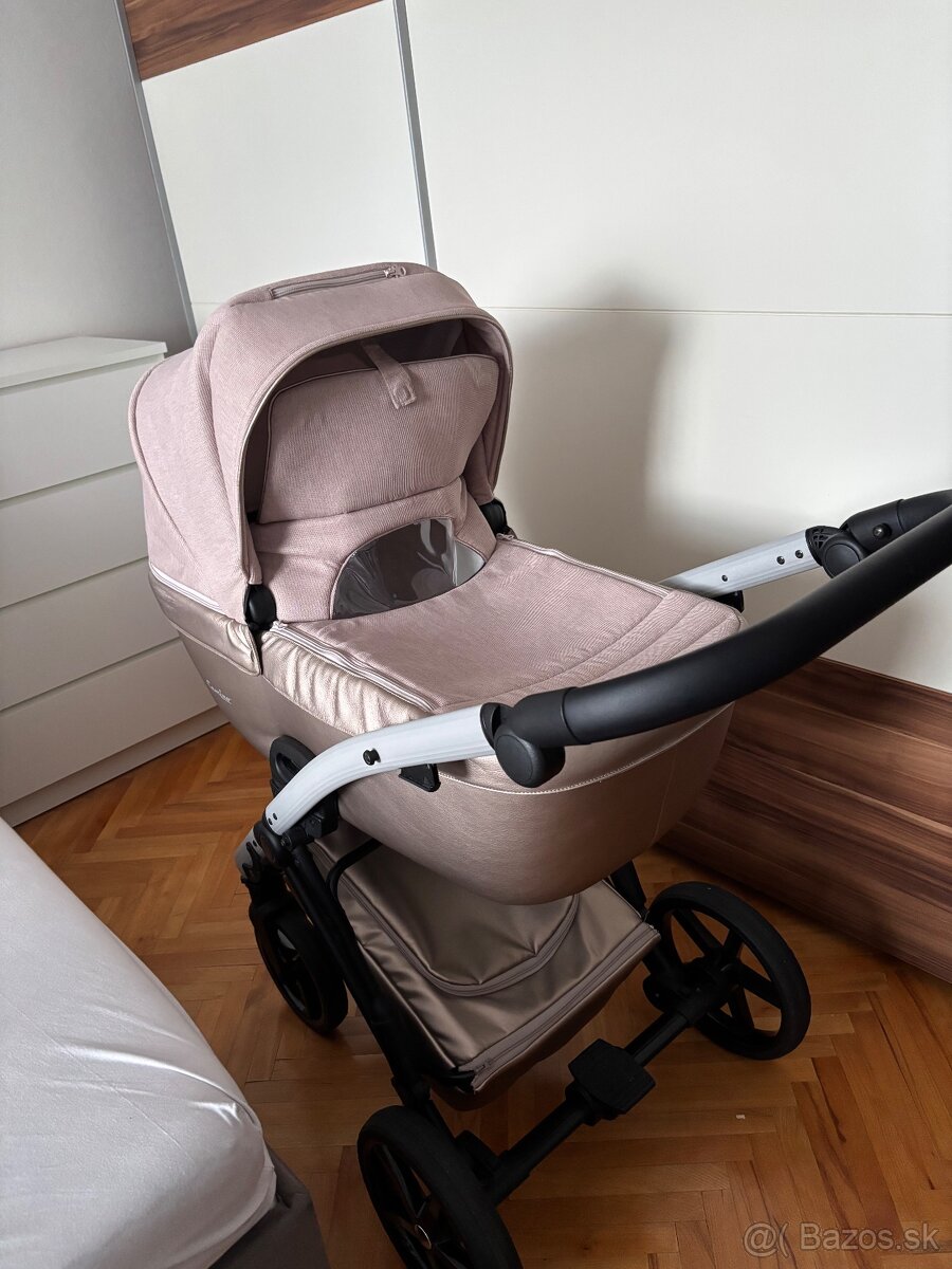 Kocik s prislusenstvom - 2