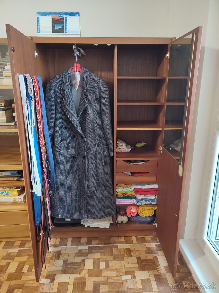 Darujem skriňu za odvoz - 2