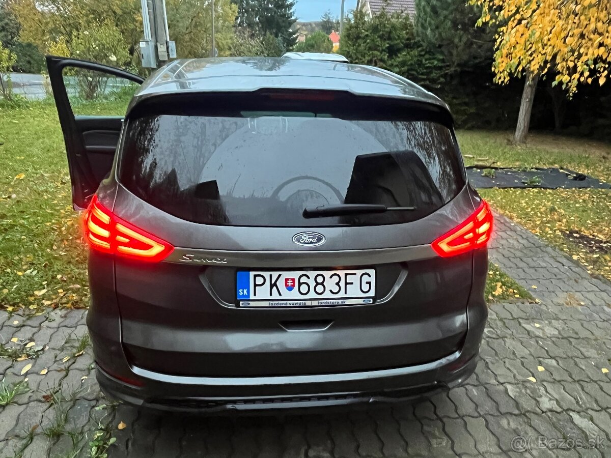 Predám Ford S-MAX ST-Line, 135000 km - 2