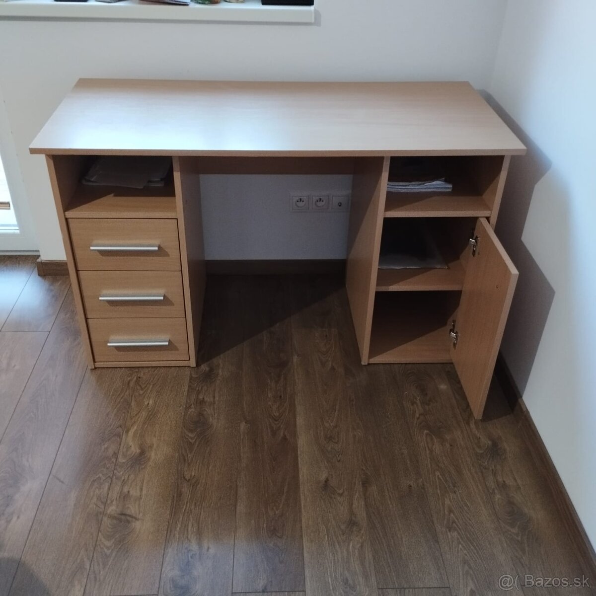 Písací stôl a komoda - 2