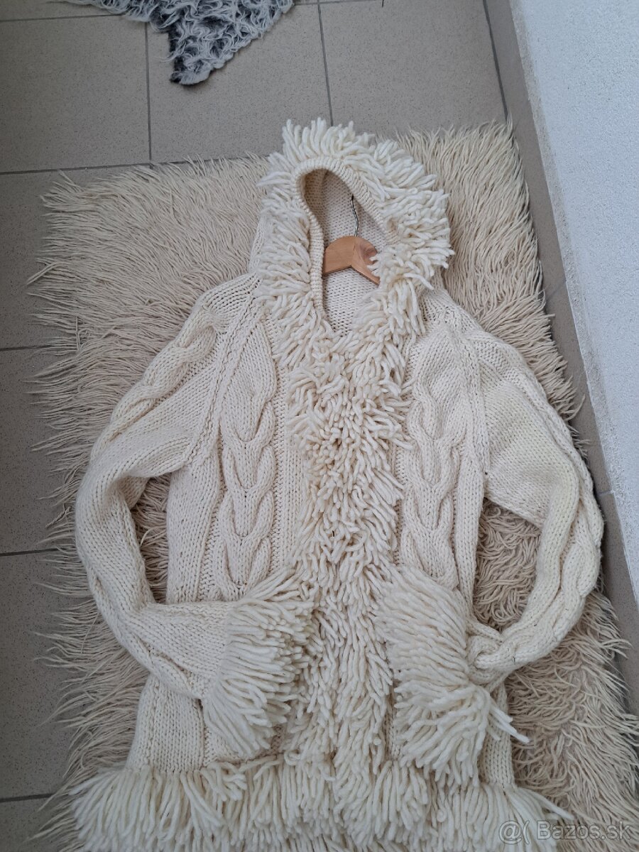 Svetrík elegantný - 2