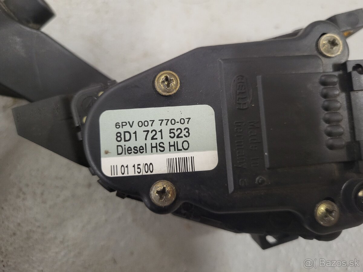 Plynový pedál A4/Passat/Superb - 2