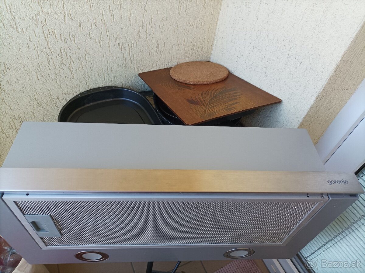 Vstavaný digestor gorenje nutná oprava.... - 2