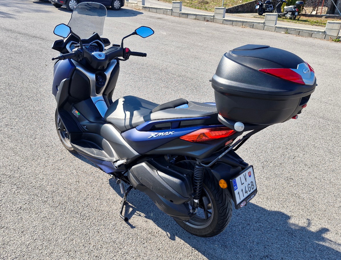 Yamaha X-MAX 300 - 2