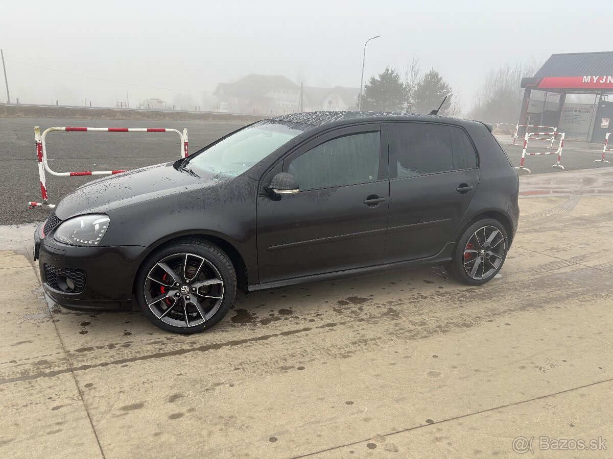 Golf 5 - 2