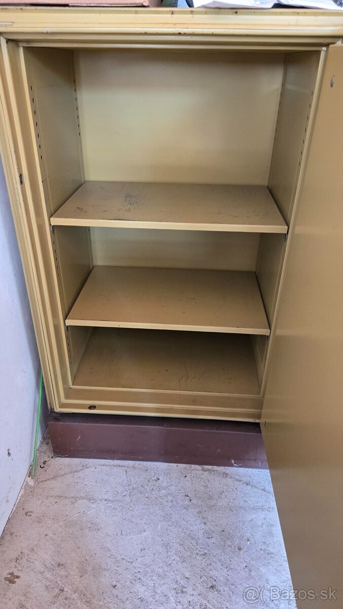 Na predaj trezorova skriňa - 2