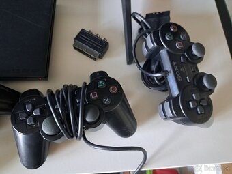 LEN TENTO TÝŽDEŇ AKCIA Playstation 2 (hry+ovládače) - 2
