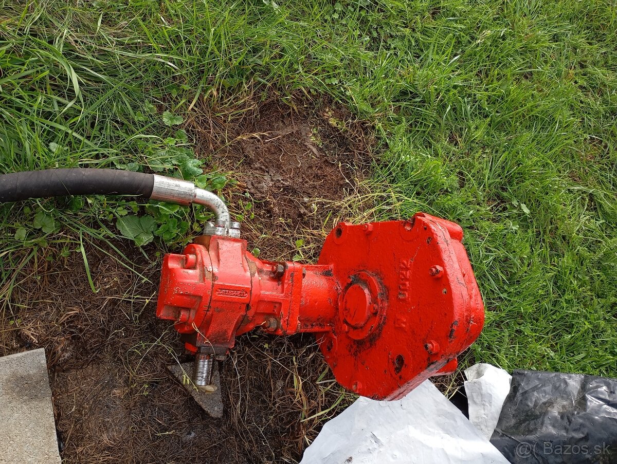 Predam hydraulicke čerpadlo na kardan - 2