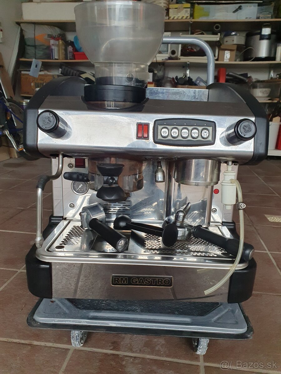 Profesionalný kávovar - 2