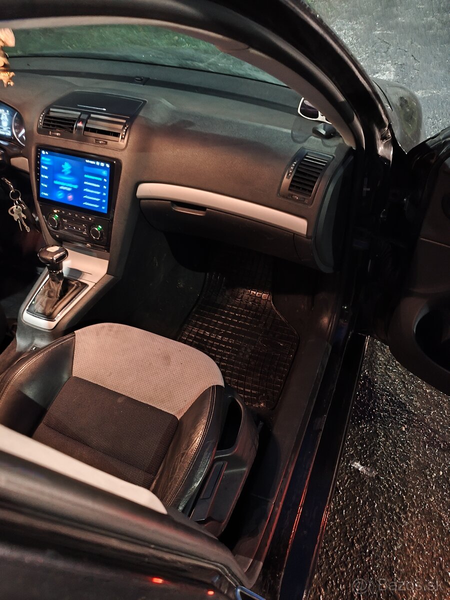 Predám Škodu Octavia facelift - 2