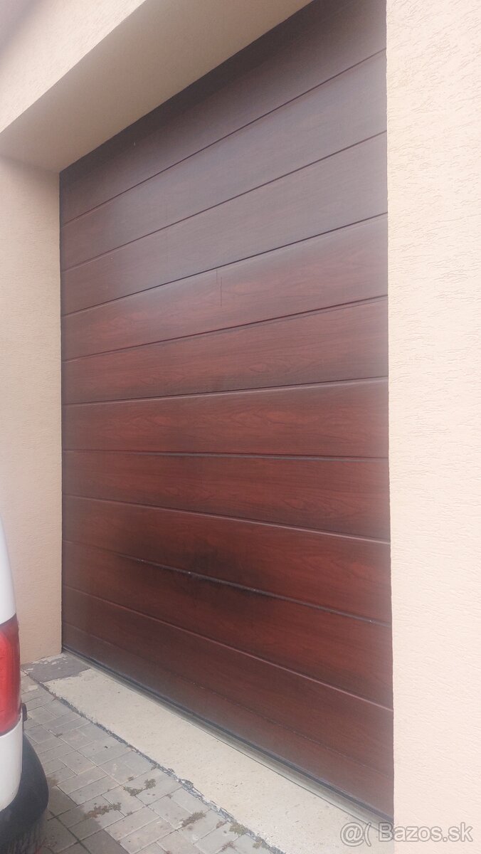 Garážová brána -panely - 2