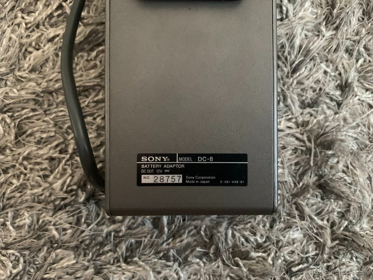 Sony DC-8 - 2