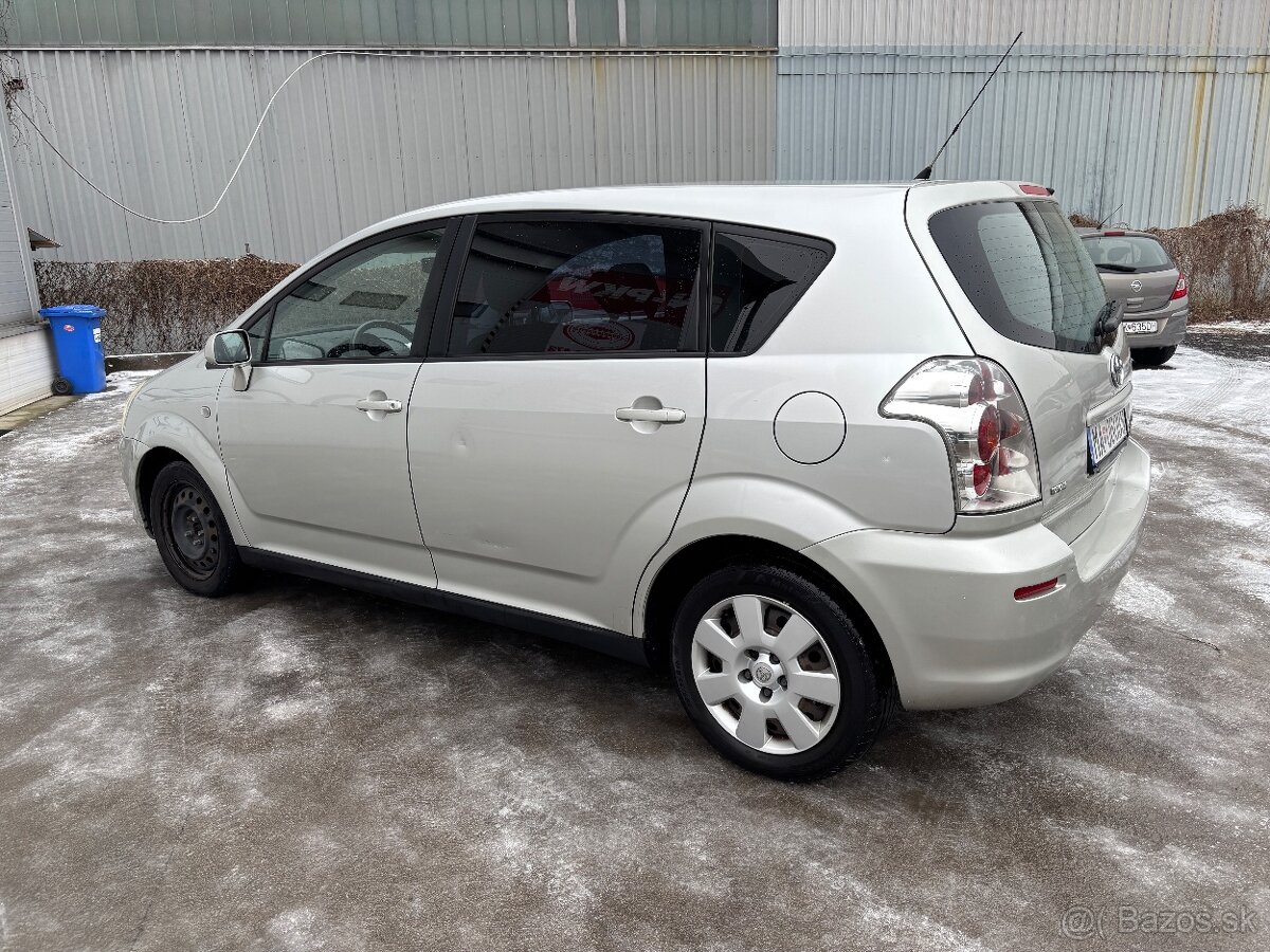 Toyota Corolla Verso, 2.2 diesel, 7 miest - 2