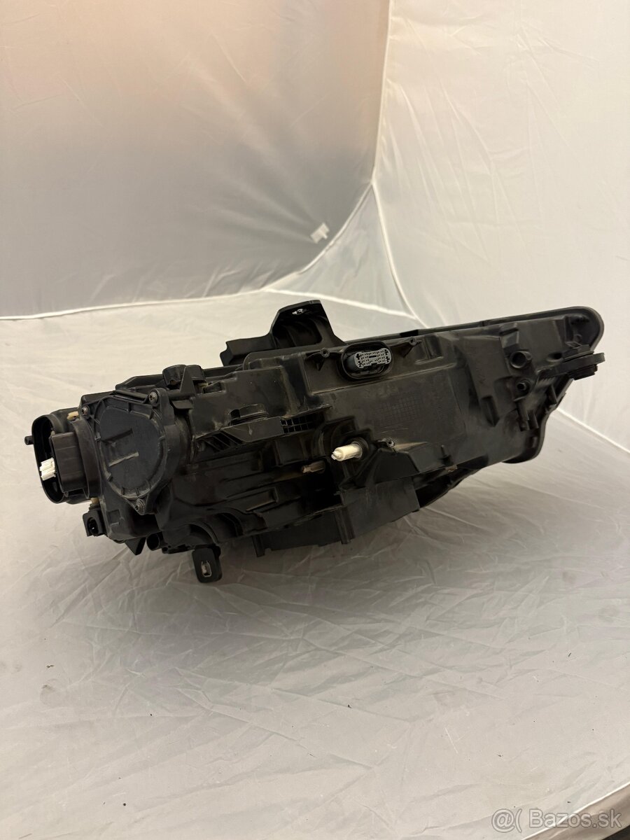 Svetlo Audi A3 8V - 2