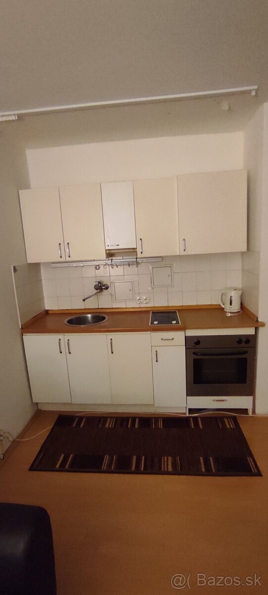 kuchynská linka 210 cm - 2