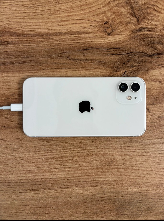 iPhone 12 64GB - 2