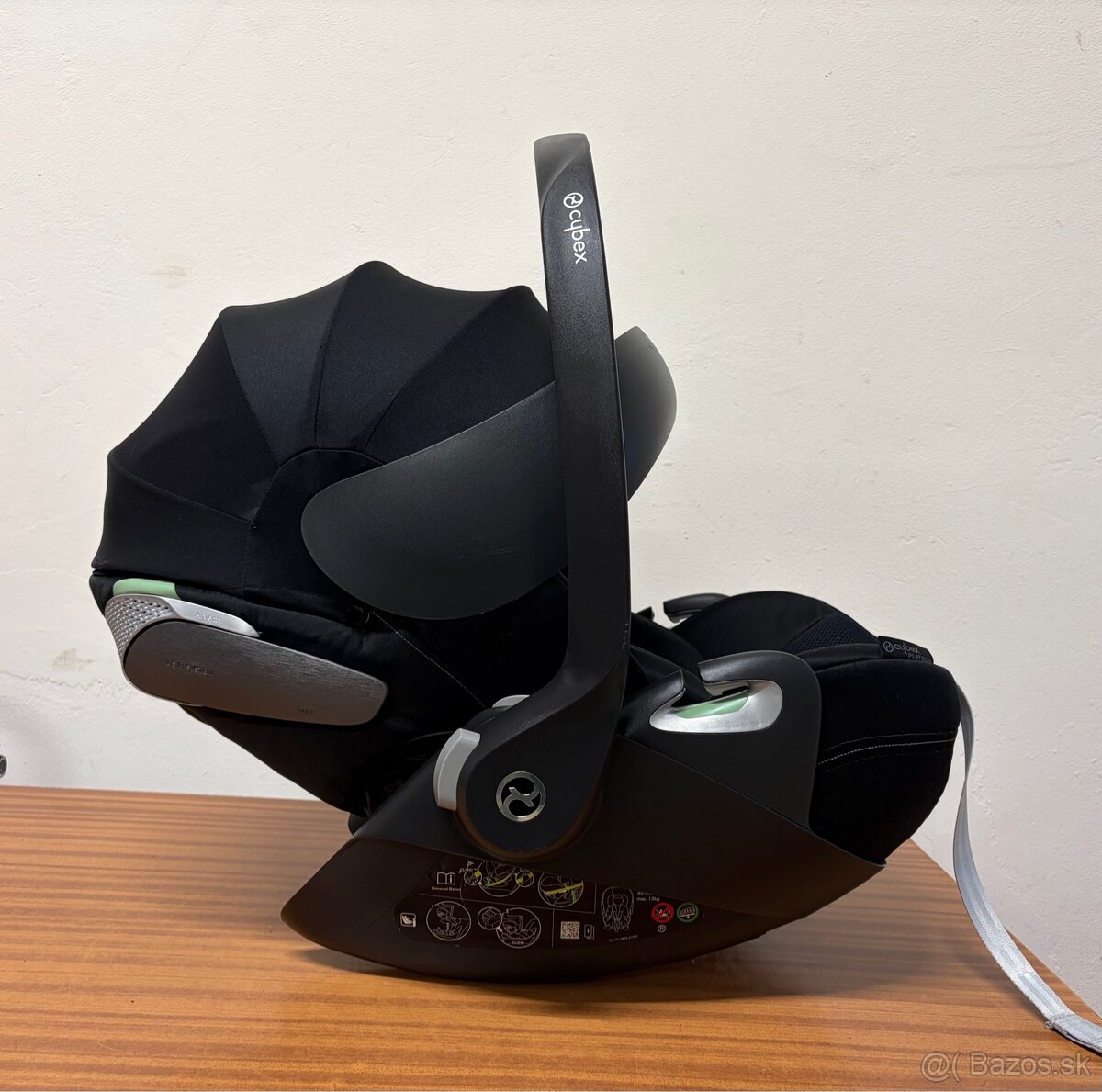 Polohovateľná autosedačka Cybex Cloud T i-Size plus - 2
