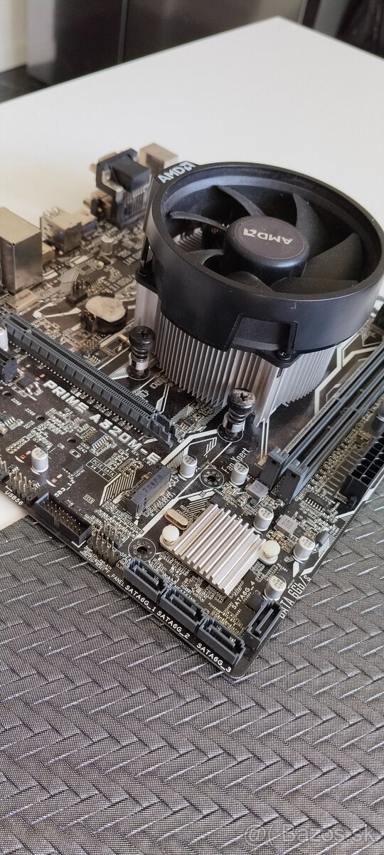 🖥️ Predám CPU + dosku – Ryzen 5 1600 + ASUS A320M-E - 2