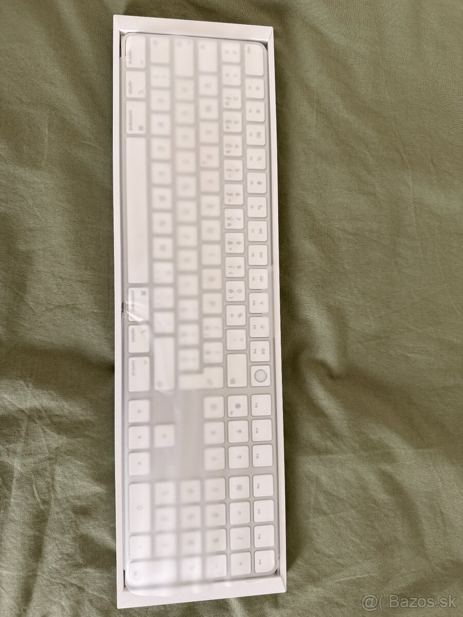 Apple SK klávesnica - 2