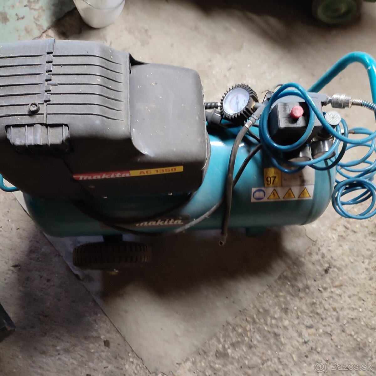 Kompresor Makita AC1350 - 2