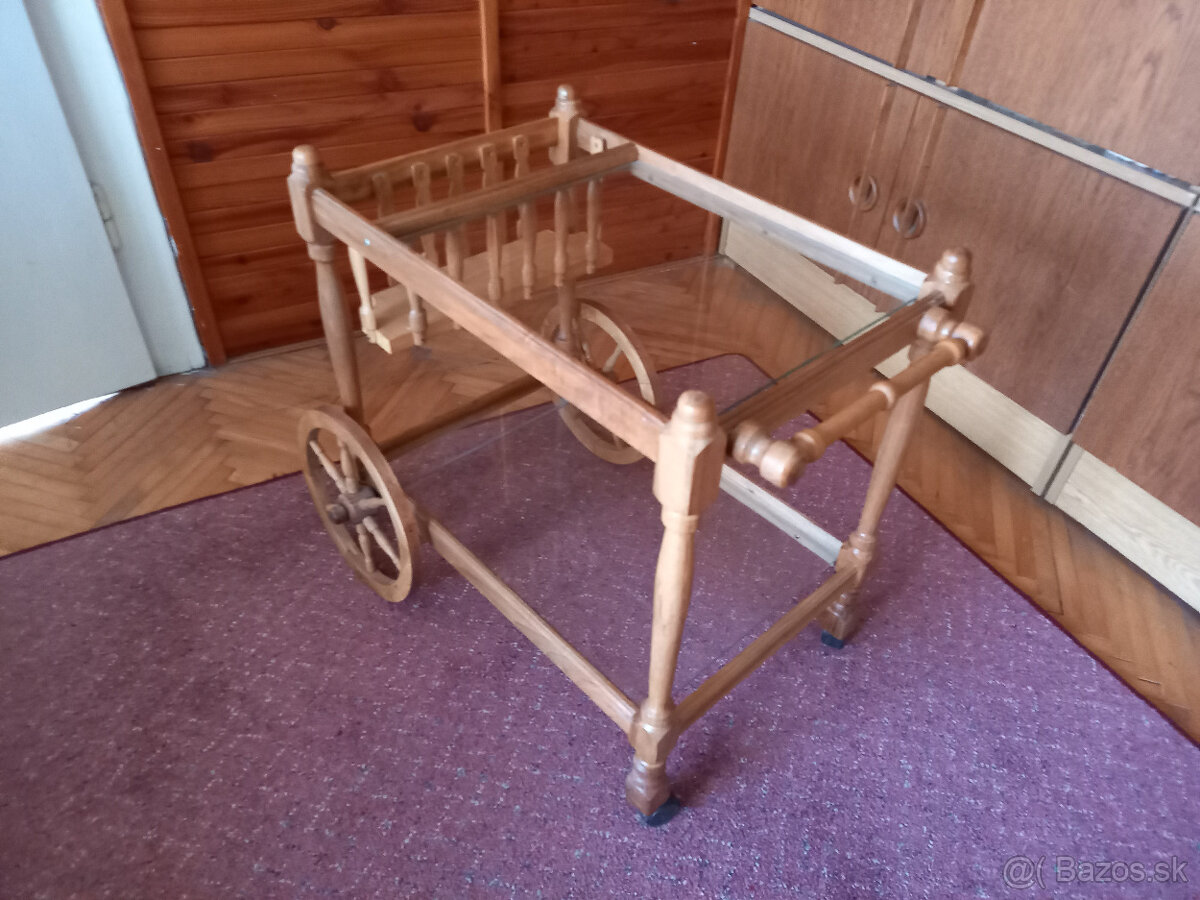 servírovací stolík - 2