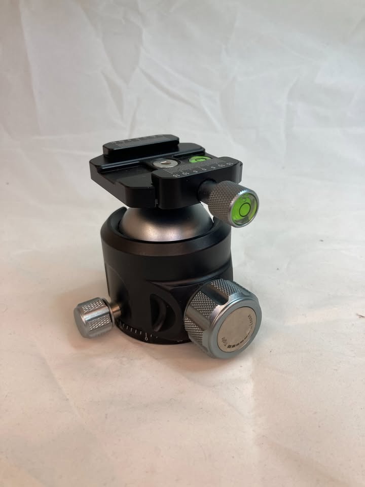 Innorel N52 Panoramic Ball Head. - 2