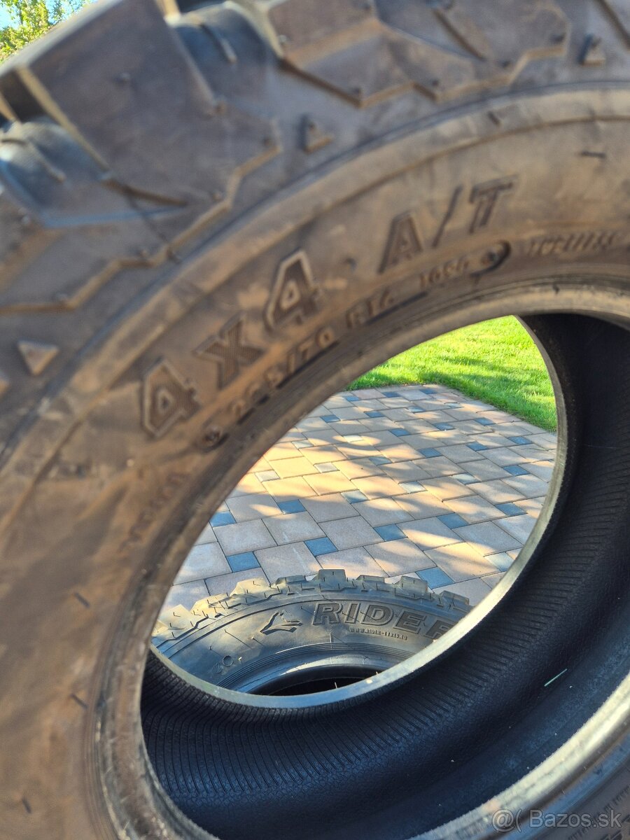 A/T allterain 235/70 r16 - 2