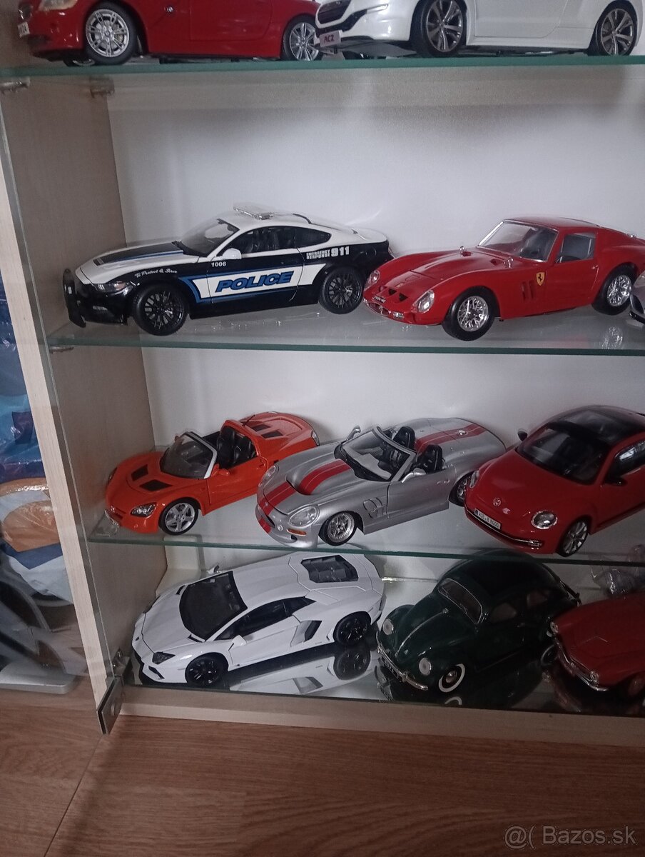 Predám modely 1:18 - 2